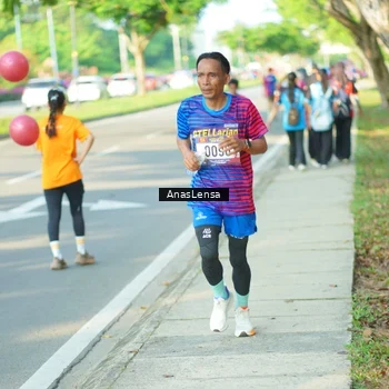 Runner Photo 8023180