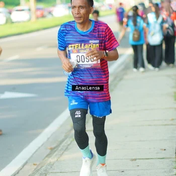 Runner Photo 8023184