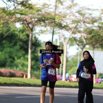 Runner Photo 8023202
