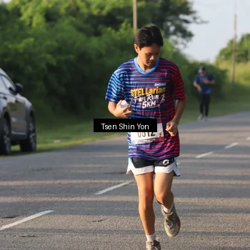 Runner Photo 8023208