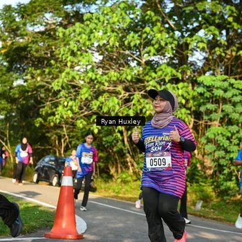 Runner Photo 8023236