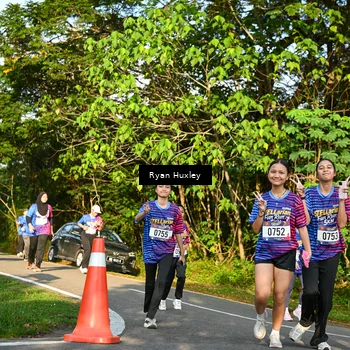 Runner Photo 8023240