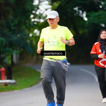 Runner Photo 8023301