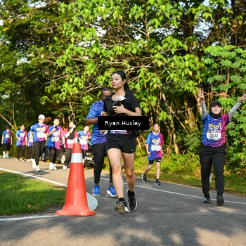 Runner Photo 8023309