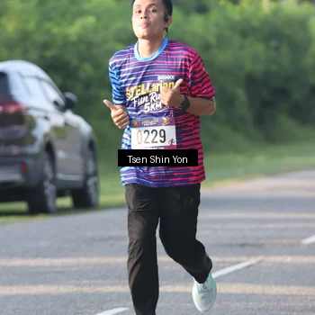 Runner Photo 8023324