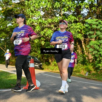 Runner Photo 8023328