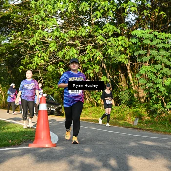 Runner Photo 8023355