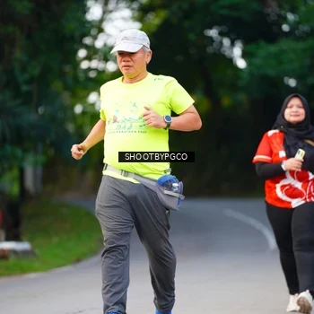 Runner Photo 8023359