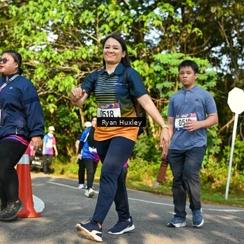 Runner Photo 8023391