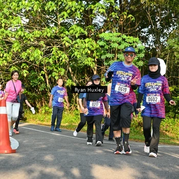 Runner Photo 8023399