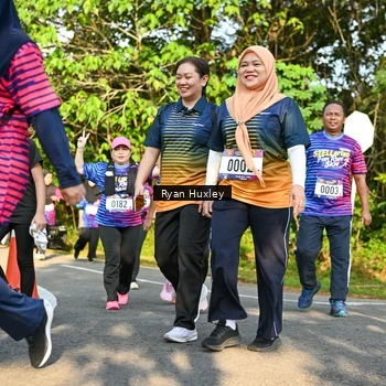 Runner Photo 8023414