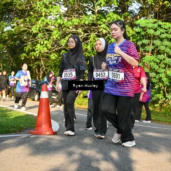 Runner Photo 8023456