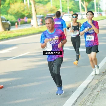 Runner Photo 8023542
