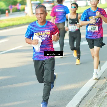Runner Photo 8023551