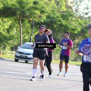 Runner Photo 8023567