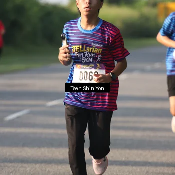 Runner Photo 8023654