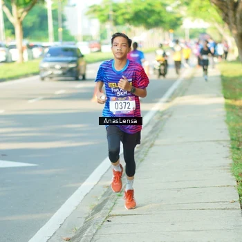 Runner Photo 8023674