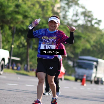 Runner Photo 8023676