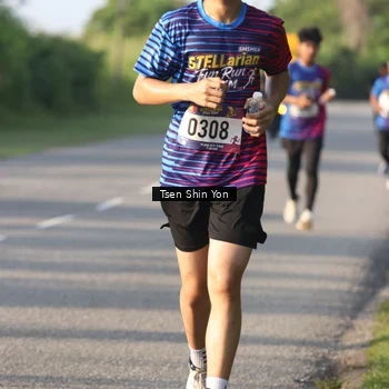 Runner Photo 8023689