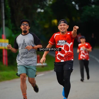 Runner Photo 8023702
