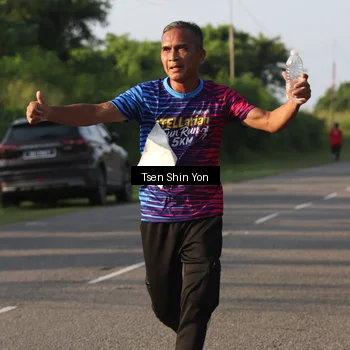 Runner Photo 8023733