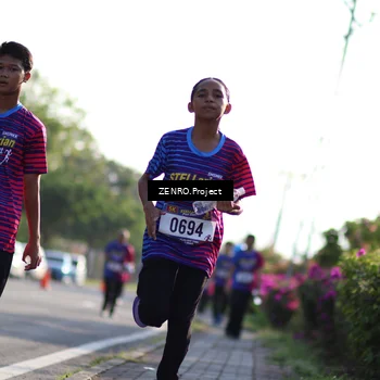 Runner Photo 8023745