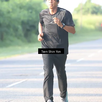 Runner Photo 8023747
