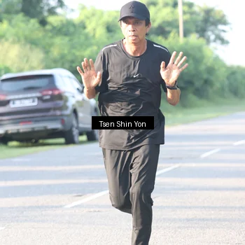 Runner Photo 8023756