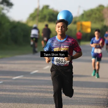 Runner Photo 8023780