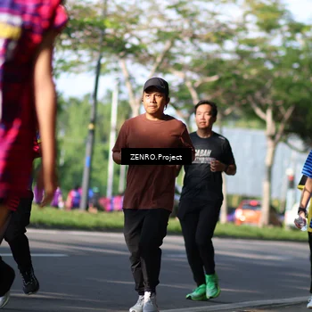 Runner Photo 8023803