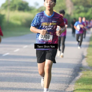 Runner Photo 8023843
