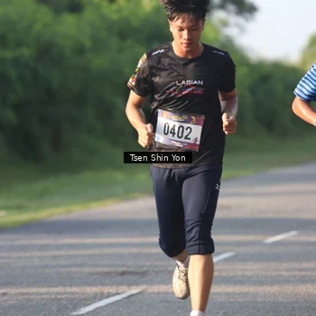Runner Photo 8023875