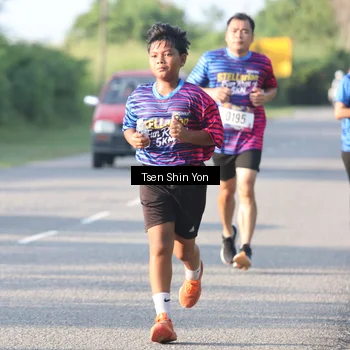 Runner Photo 8023942