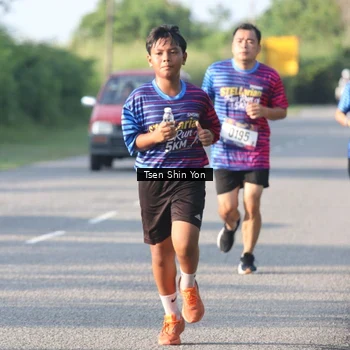 Runner Photo 8023947