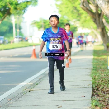 Runner Photo 8023958