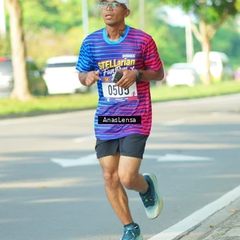 Runner Photo 8024002