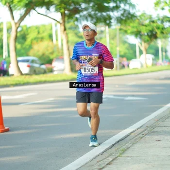 Runner Photo 8024009