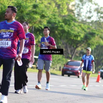 Runner Photo 8024015