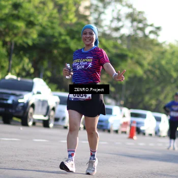 Runner Photo 8024022