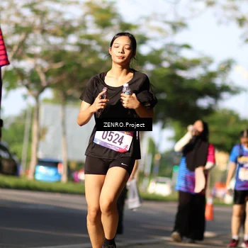 Runner Photo 8024027