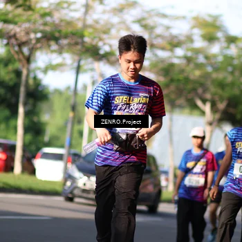 Runner Photo 8024028