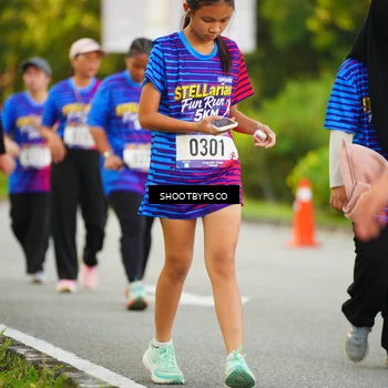 Runner Photo 8024029