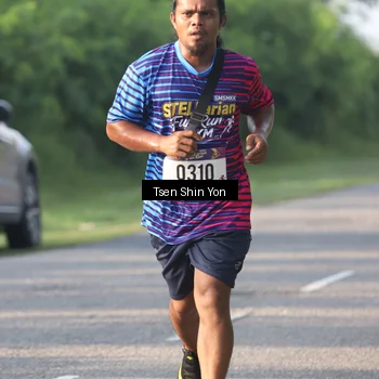 Runner Photo 8024064