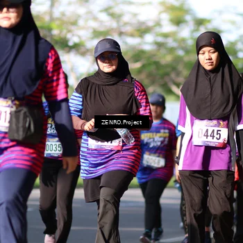 Runner Photo 8024065