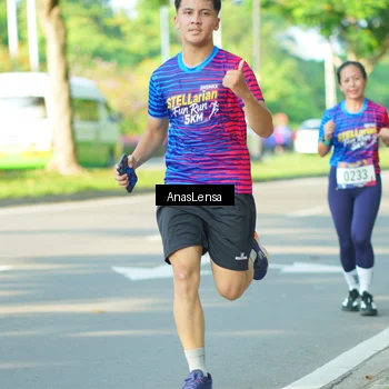 Runner Photo 8024073
