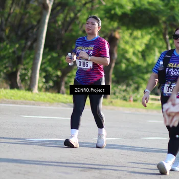 Runner Photo 8024075