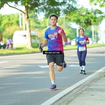 Runner Photo 8024077