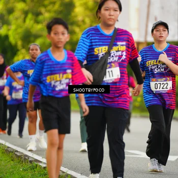Runner Photo 8024104