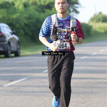 Runner Photo 8024109