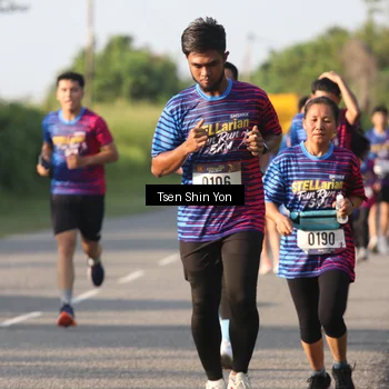 Runner Photo 8024149